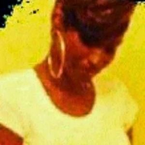 Meet your Posher, Monique